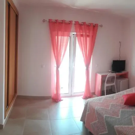 Arrifana Πανσιόν 3*